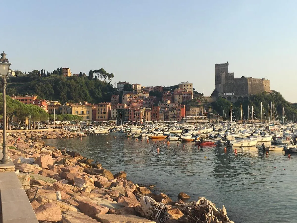 Cinque Terre, Tuscany, Liguria, Lerici, Apartment #3 0*, Lerici
